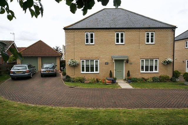  Image of Detached house to rent in St. Johns Road Ely CB6 at St Johns Road  Ely, CB6 3BW