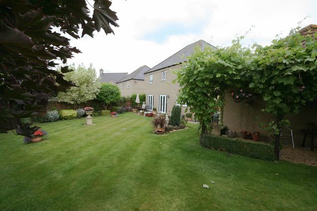  Image of Detached house to rent in St. Johns Road Ely CB6 at St Johns Road  Ely, CB6 3BW