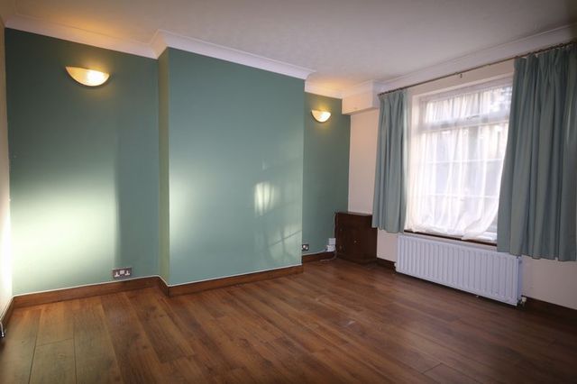  Image of 2 bedroom Terraced house to rent in St. Johns Road Ely CB6 at St. Johns Road  Ely, CB6 3BB