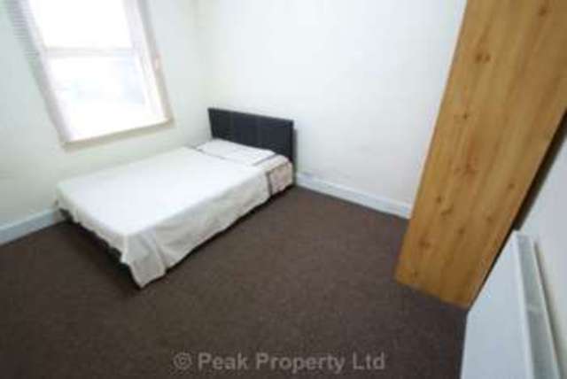  Image of 1 bedroom House Share to rent in St. Johns Road Westcliff-on-Sea SS0 at St. Johns Road  Westcliff On Sea, SS0 7JY