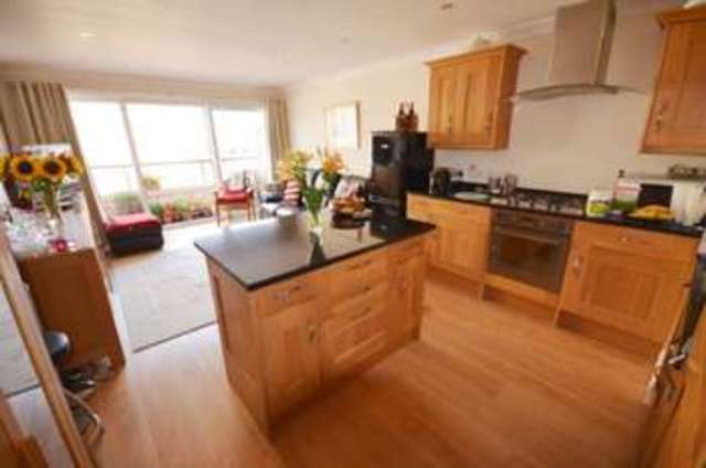  Image of 2 bedroom Flat for sale in Carlton Place Teignmouth TQ14 at St Josephs Court  Teignmouth, TQ14 8FQ