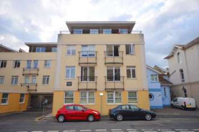  Image of 2 bedroom Flat for sale in Carlton Place Teignmouth TQ14 at St Josephs Court  Teignmouth, TQ14 8FQ