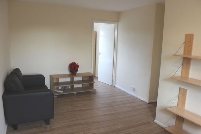  Image of 3 bedroom Flat to rent in St. Judes Road Englefield Green Egham TW20 at St. Judes Road Englefield Green Egham, TW20 0BE