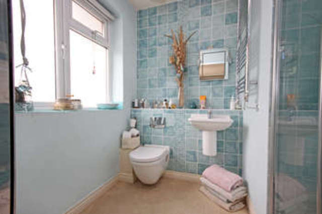  Image of 4 bedroom Chalet for sale in Oaks Drive St. Leonards Ringwood BH24 at St Leonards Ringwood, BH24 2QP