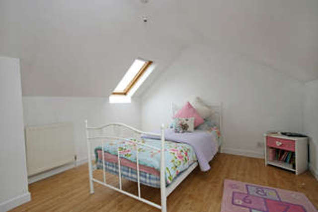  Image of 4 bedroom Chalet for sale in Oaks Drive St. Leonards Ringwood BH24 at St Leonards Ringwood, BH24 2QP