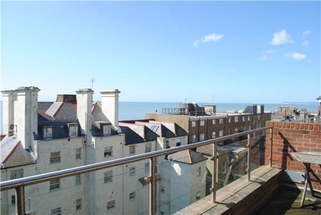  Image of 5 bedroom Town House for sale in St. Margarets Road St. Leonards-on-Sea TN37 at East Sussex, TN37 6EH