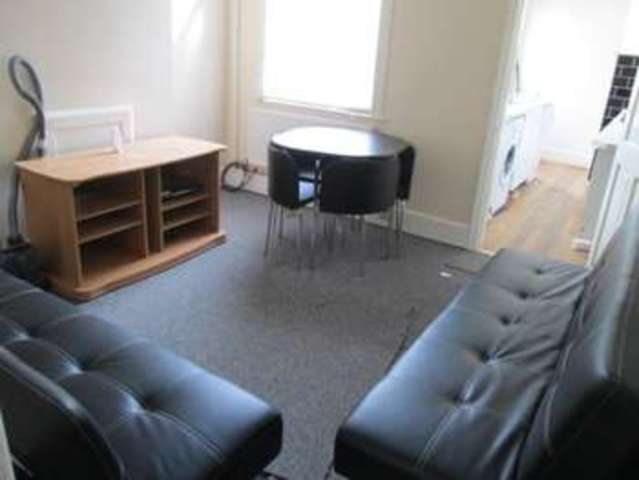  Image of 3 bedroom Terraced house to rent in St. Margaret Road Coventry CV1 at Stoke Coventry, CV1 2BT