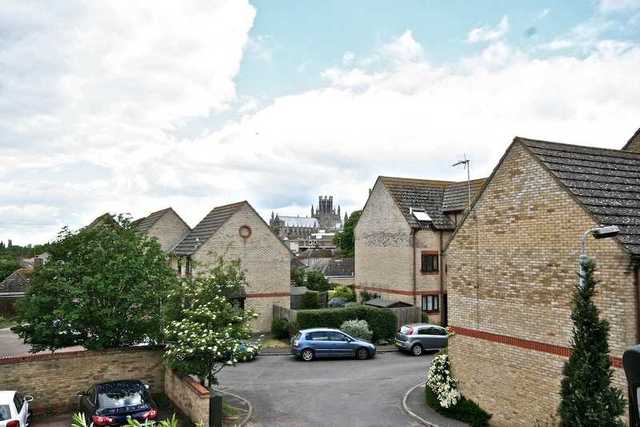  Image of 1 bedroom Terraced house to rent in St. Martins Walk Ely CB7 at St Martins Walk  Ely, CB7 4QF