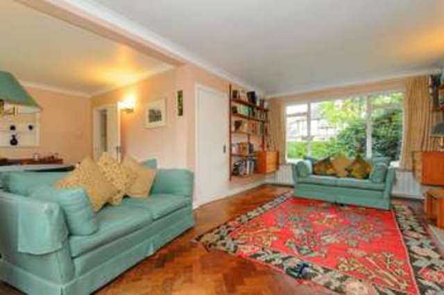  Image of 4 bedroom Detached house for sale in St. Marys Avenue Northwood HA6 at Northwood, HA6 3AY