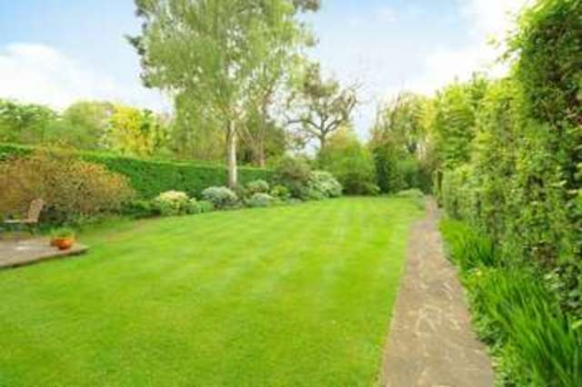  Image of 4 bedroom Detached house for sale in St. Marys Avenue Northwood HA6 at Northwood, HA6 3AY