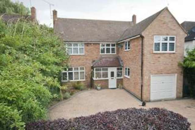  Image of 4 bedroom Detached house for sale in St. Marys Avenue Northwood HA6 at Northwood, HA6 3AY
