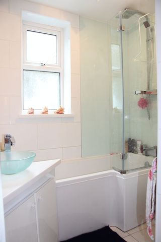  Image of 2 bedroom Flat for sale in St. Maur Gardens Chepstow NP16 at St Maur Gardens Welsh Street Chepstow, NP16 5NZ