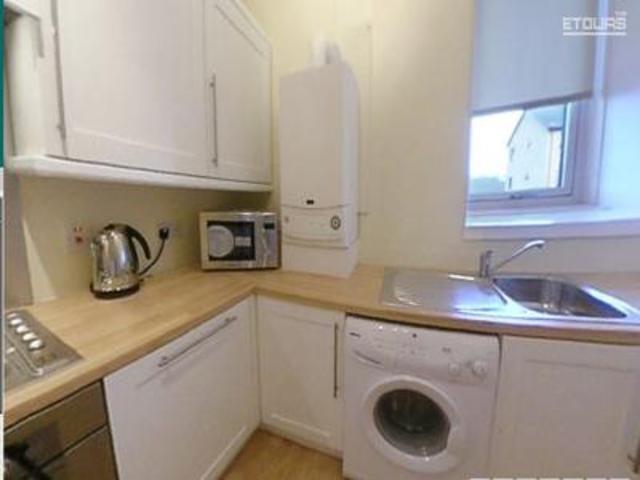  Image of 3 bedroom Flat to rent in St. Peter Street Dundee DD1 at Dundee  Dundee, DD1 4JJ