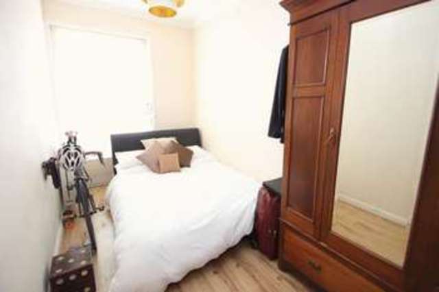  Image of 2 bedroom Flat to rent in St. Stephens Gardens London W2 at St Stephens Gardens  London, W2 5QU