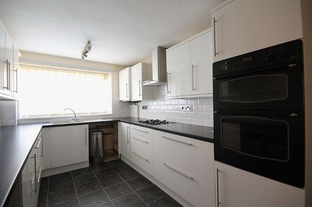  Image of 2 bedroom Flat to rent in St. Swithins Close Derby DE22 at St. Swithins Close Derby Derby, DE22 3LG