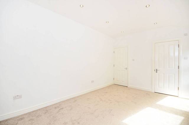  Image of 2 bedroom Flat for sale in St. Thomas