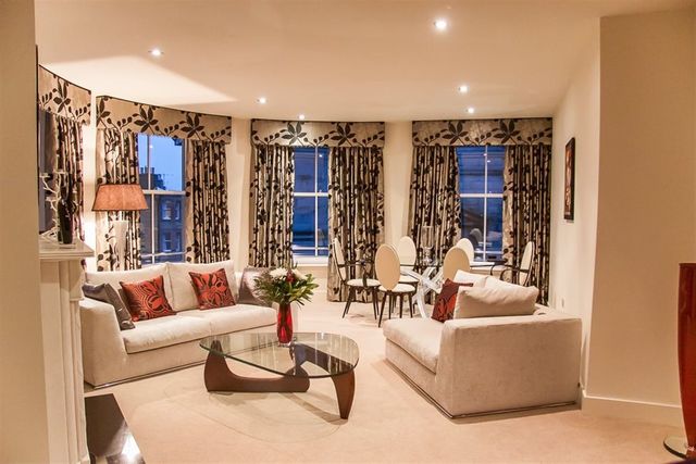  Image of 4 bedroom Flat to rent in St. Vincent Place Edinburgh EH3 at New Town Edinburgh Edinburgh, EH3 5BQ