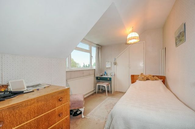  Image of 4 bedroom Detached house for sale in Stanley Road Northwood HA6 at Northwood, HA6 1RG