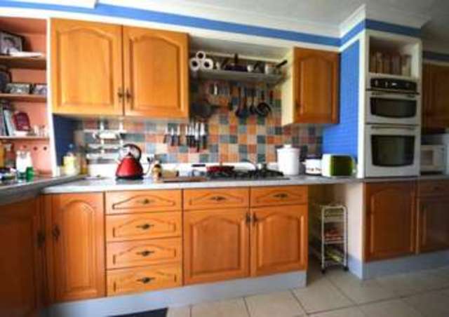  Image of 4 bedroom Bungalow for sale in Staplake Lane Starcross Exeter EX6 at Staplake Lane  Starcross, EX6 8QT