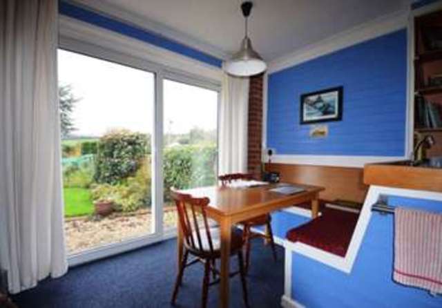  Image of 4 bedroom Bungalow for sale in Staplake Lane Starcross Exeter EX6 at Staplake Lane  Starcross, EX6 8QT