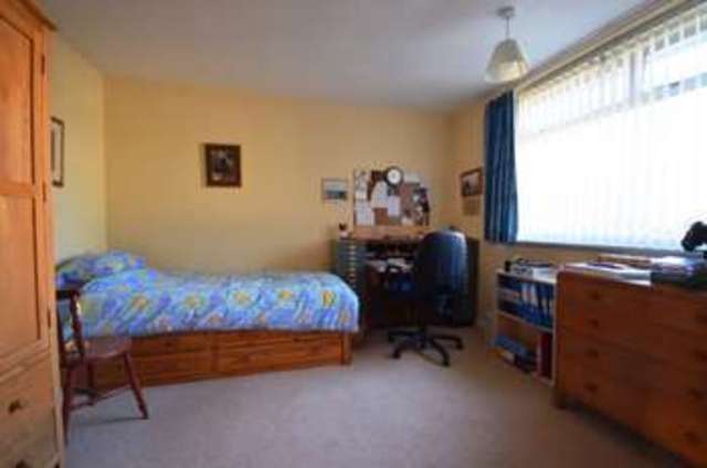  Image of 4 bedroom Bungalow for sale in Staplake Lane Starcross Exeter EX6 at Staplake Lane  Starcross, EX6 8QT