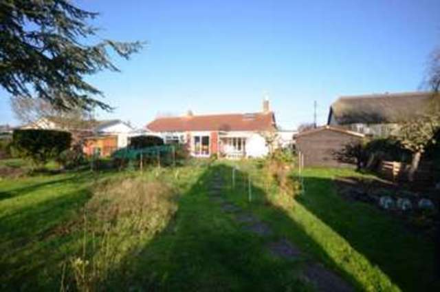  Image of 4 bedroom Bungalow for sale in Staplake Lane Starcross Exeter EX6 at Staplake Lane  Starcross, EX6 8QT