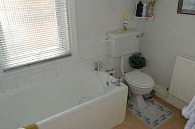  Image of 2 bedroom Terraced house for sale in Station Road Retford DN22 at Station Road  Retford, DN22 7DE