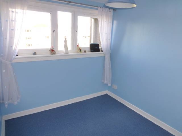  Image of 3 bedroom Flat to rent in Stenhouse Street West Edinburgh EH11 at Saughton Edinburgh Edinburgh, EH11 3LX