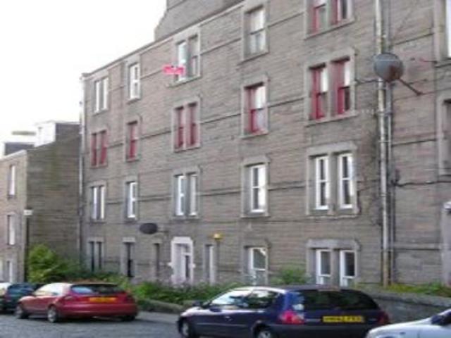  Image of 2 bedroom Flat to rent in Step Row Dundee DD2 at Dundee  Dundee, DD2 1AF