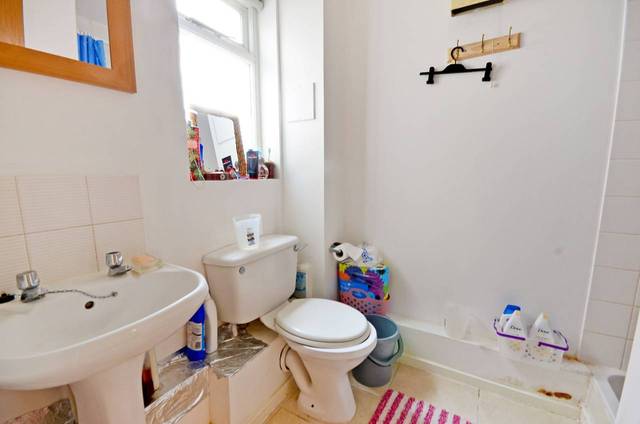  Image of Studio flat for sale in Sterling Gardens London SE14 at Sterling Gardens  Deptford, SE14 6DZ