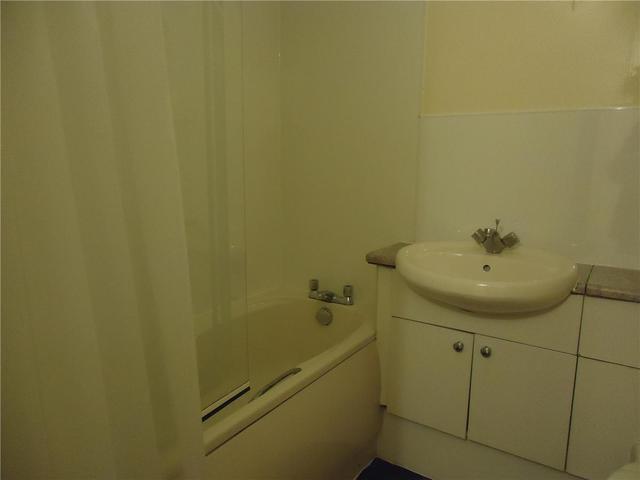  Image of 2 bedroom Flat to rent in Stewart Terrace Edinburgh EH11 at Gorgie Edinburgh Edinburgh, EH11 1UY