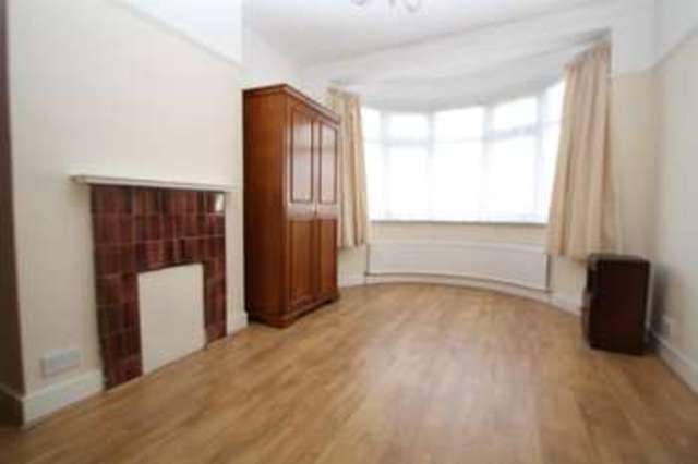  Image of 4 bedroom Detached house to rent in Stirling Road London N22 at Stirling Road London London, N22 5BP
