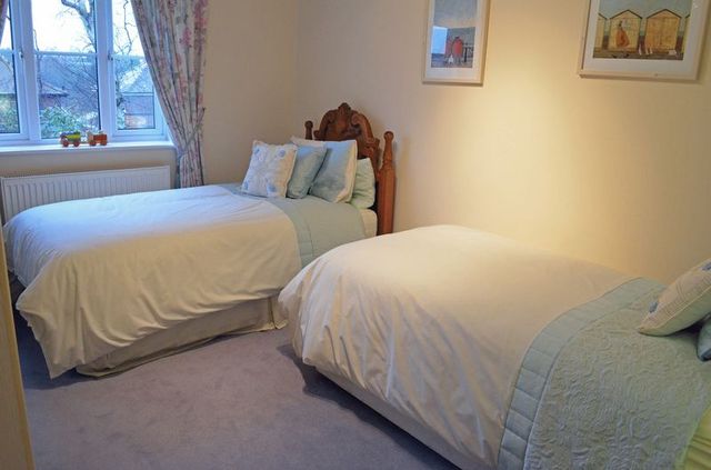  Image of 4 bedroom Detached house for sale in Stocks Fold East Markham Newark NG22 at Stocks Fold East Markham Newark, NG22 0RX