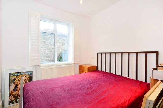  Image of 2 bedroom Flat for sale in Stoke Newington Church Street London N16 at Stoke Newington Church Street  Stoke Newington, N16 0LA