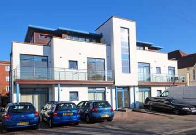  Image of 2 bedroom Flat for sale in Stourcliffe Avenue Southbourne Bournemouth BH6 at Stourcliffe Avenue Southbourne Bournemouth, BH6 3PT