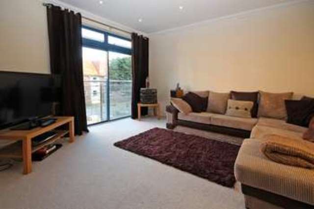  Image of 2 bedroom Flat for sale in Stourcliffe Avenue Southbourne Bournemouth BH6 at Stourcliffe Avenue Southbourne Bournemouth, BH6 3PT