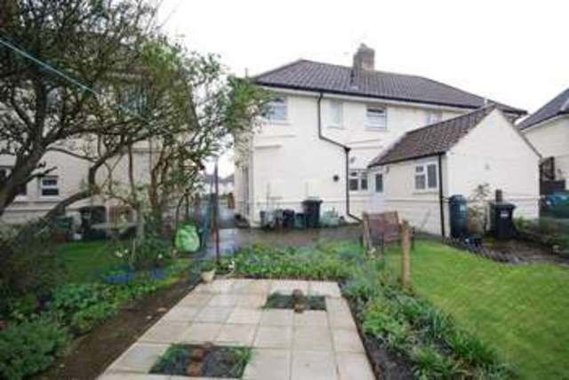  Image of 1 bedroom Flat for sale in Stradling Avenue Weston-super-Mare BS23 at Stradling Avenue  Weston-Super-Mare, BS23 3RD