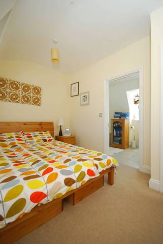  Image of 3 bedroom Detached house for sale in Straightsmouth London SE10 at Straightsmouth  Greenwich, SE10 9LB