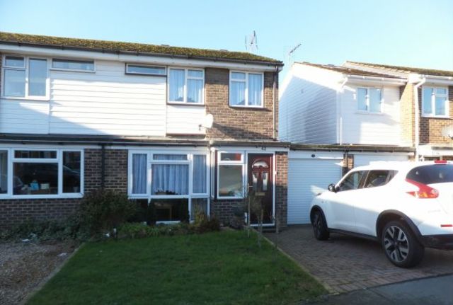  Image of 3 bedroom Semi-Detached house for sale in Streatfield Road Uckfield TN22 at Uckfield, TN22 2BQ