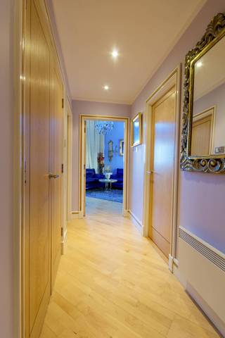  Image of 2 bedroom Flat for sale in Glaisher Street London SE8 at Stretton Mansions, Glaisher Street  Greenwich, SE8 3JR
