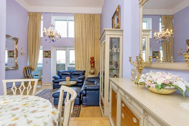  Image of 2 bedroom Flat for sale in Glaisher Street London SE8 at Stretton Mansions, Glaisher Street  Greenwich, SE8 3JR