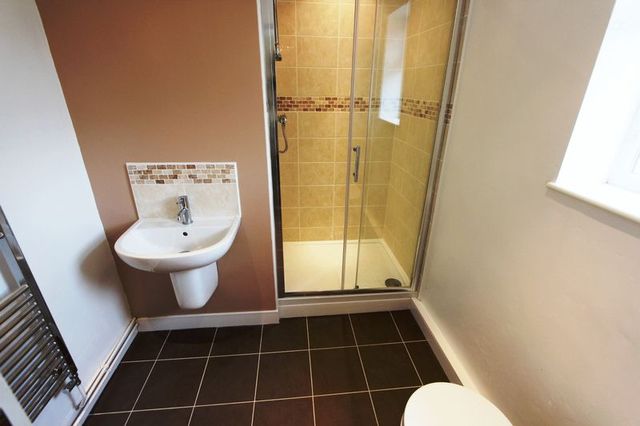  Image of 3 bedroom Detached house for sale in Stretton Road Great Glen Leicester LE8 at Stretton Road Great Glen Leicester, LE8 9GN