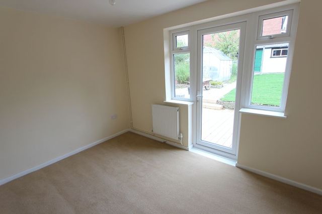  Image of 3 bedroom Detached house for sale in Stretton Road Great Glen Leicester LE8 at Stretton Road Great Glen Leicester, LE8 9GN