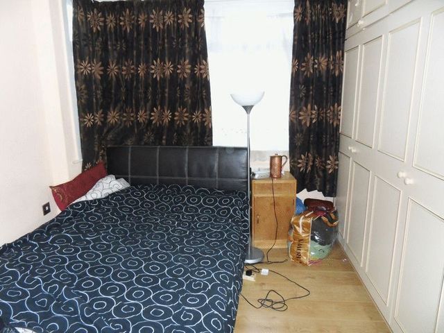  Image of Semi-Detached house to rent in Stuart Road Wealdstone Harrow HA3 at Stuart Road  Harrow, HA3 7QZ