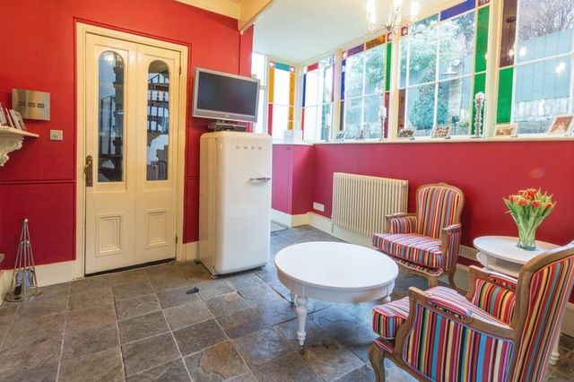  Image of 2 bedroom Semi-Detached house for sale in High Street Markyate St. Albans AL3 at High Street Markyate ST ALBANS, AL3 8PB