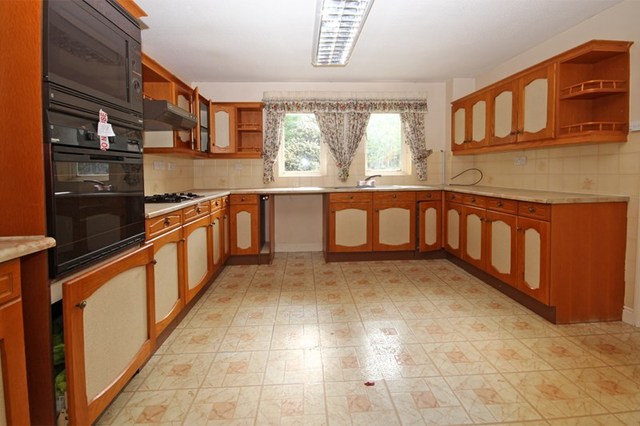  Image of 4 bedroom Detached house for sale in Summerfields Bournemouth BH7 at Summerfields Littledown Bournemouth, BH7 7RN