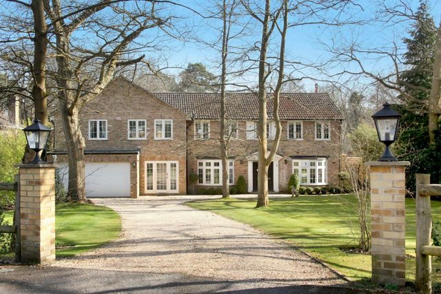  Image of 6 bedroom Detached house for sale in Pinecote Drive Sunningdale Ascot SL5 at Sunningdale, SL5 9PS