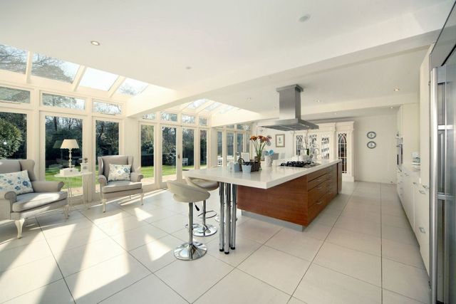  Image of 6 bedroom Detached house for sale in Pinecote Drive Sunningdale Ascot SL5 at Sunningdale, SL5 9PS