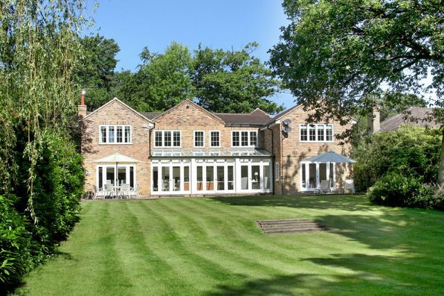  Image of 6 bedroom Detached house for sale in Pinecote Drive Sunningdale Ascot SL5 at Sunningdale, SL5 9PS