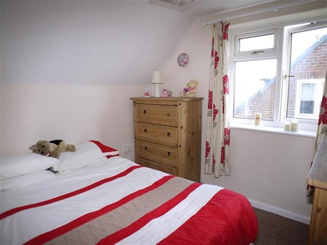  Image of 3 bedroom Detached house for sale in Sunny Bank Lane Thornbury Bradford BD3 at Thornbury  Farsley, BD3 7DG